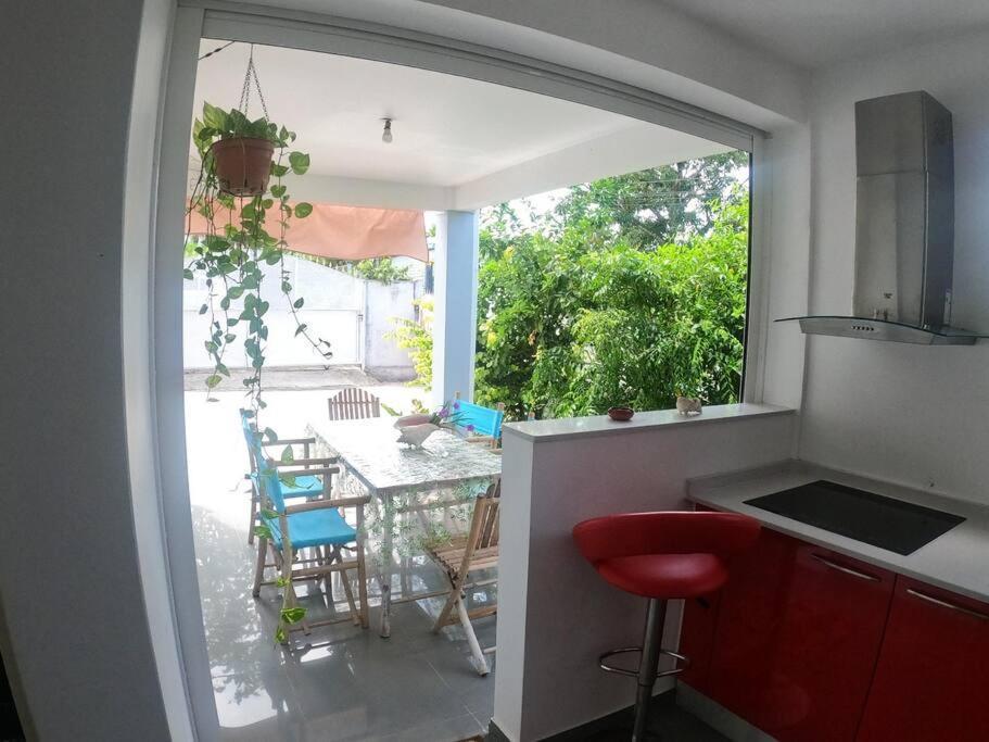Le Colibri Voyageur Apartment Sans Pareil Exterior photo