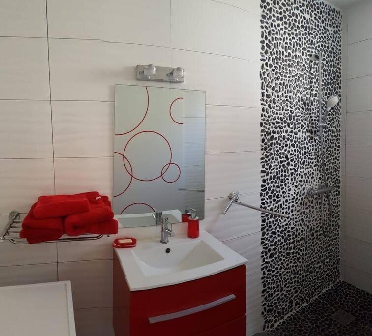 Le Colibri Voyageur Apartment Sans Pareil Exterior photo